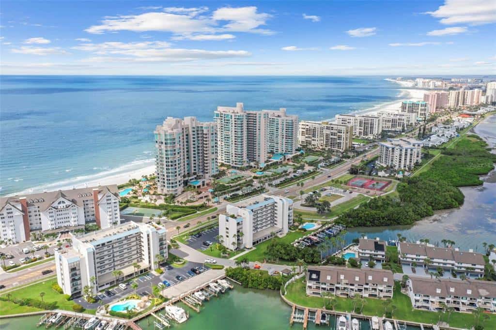 Condominium in CLEARWATER BEACH