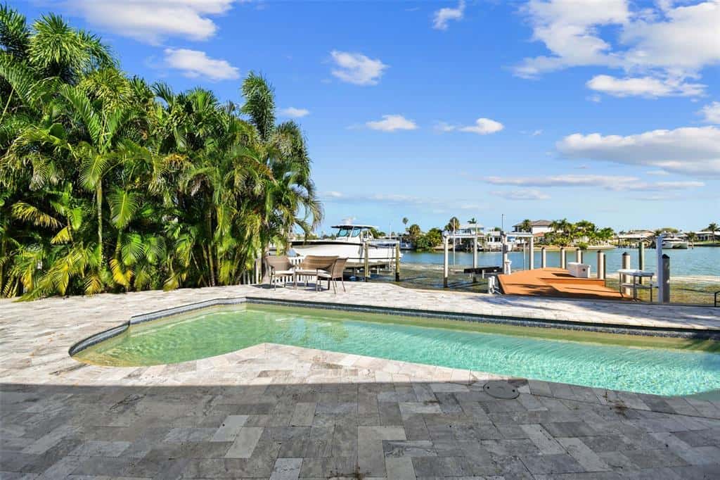Single Family Residence in CLEARWATER BEACH