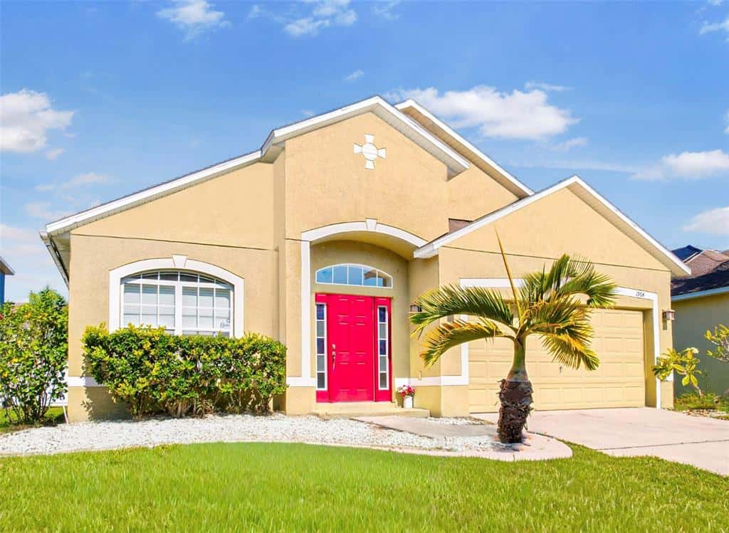 Single Family Residence in ORLANDO