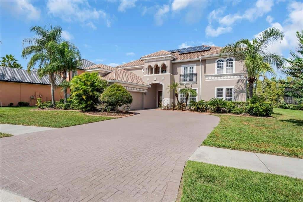 Single Family Residence in TAMPA