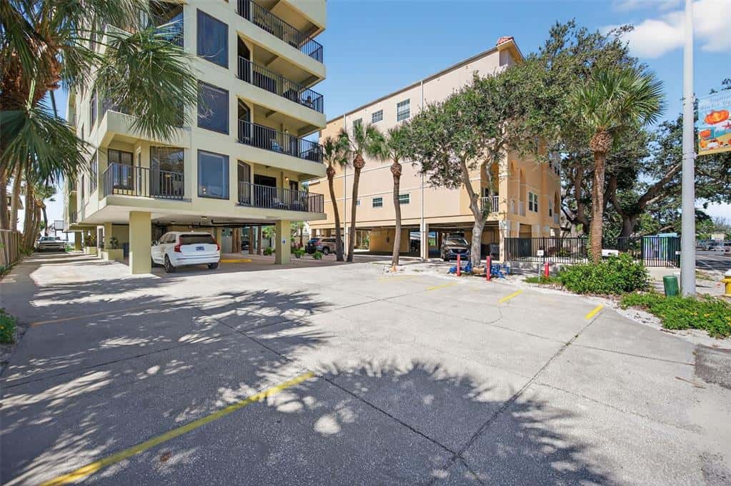 Condominium in INDIAN ROCKS BEACH