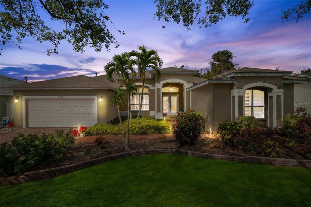 Single Family Residence in LARGO