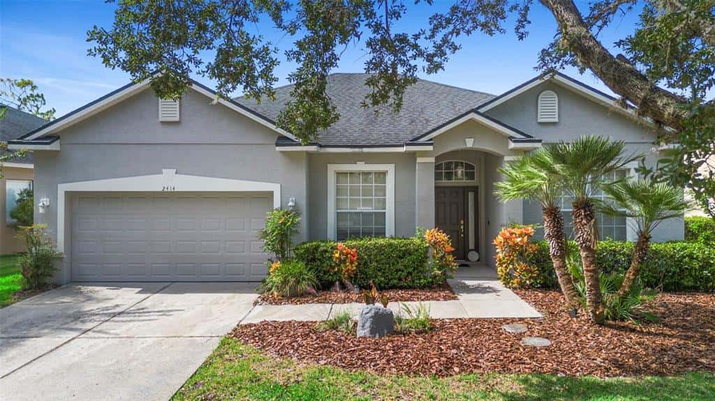 Single Family Residence in ORLANDO