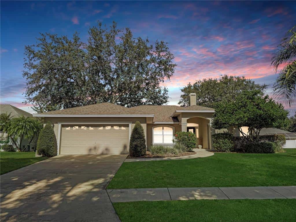 Single Family Residence in LAKELAND