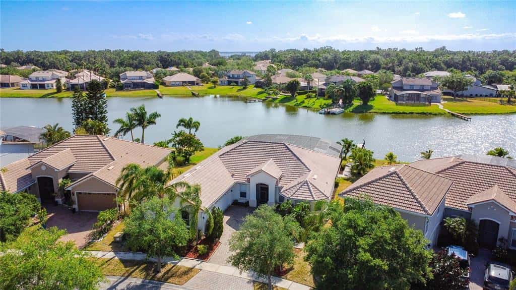 Single Family Residence in KISSIMMEE