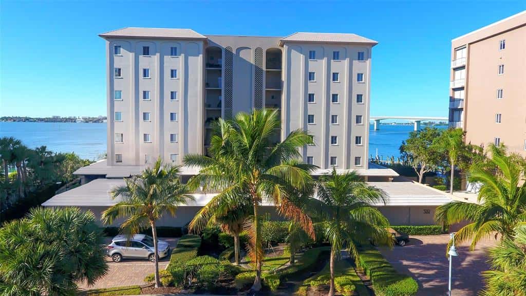 Condominium in SARASOTA