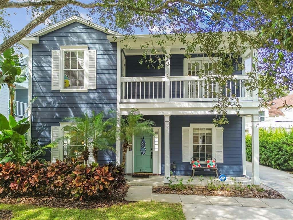 Single Family Residence in TAMPA