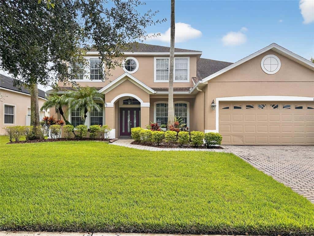 Single Family Residence in OVIEDO
