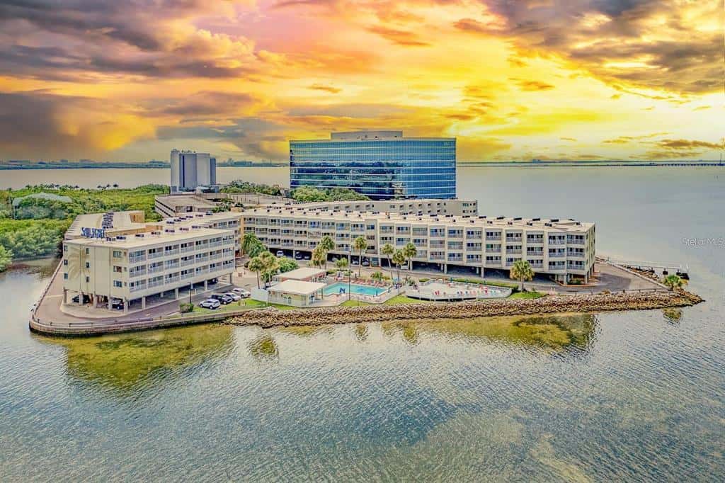Condo - Hotel in TAMPA