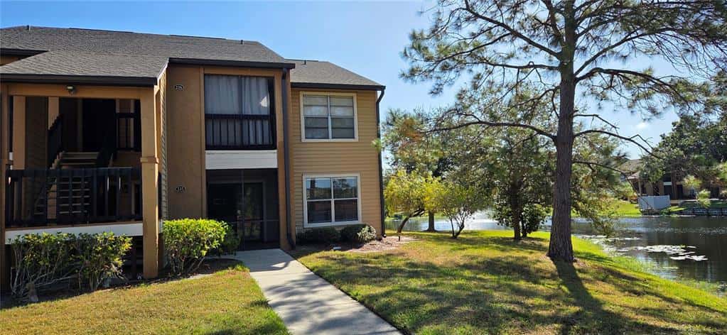 Condominium in LARGO