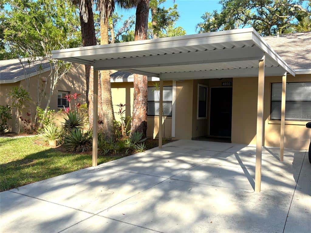 Condominium in SARASOTA
