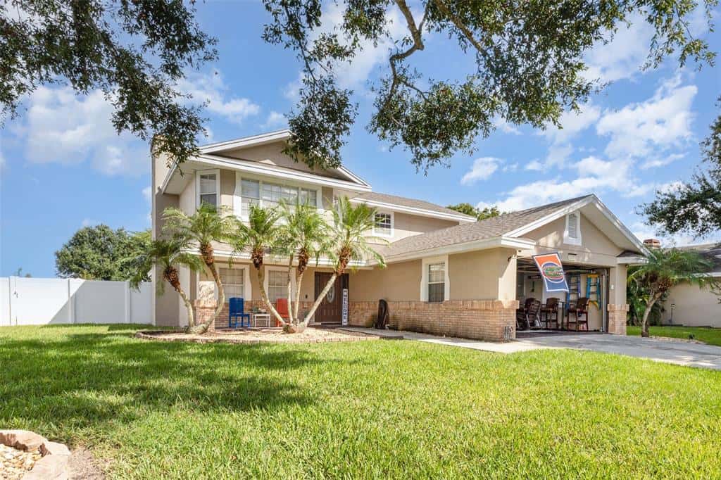 Single Family Residence in AUBURNDALE
