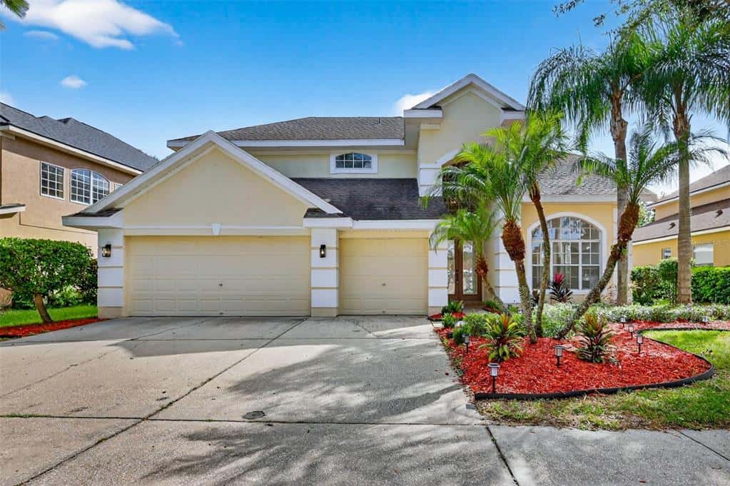 Single Family Residence in TAMPA