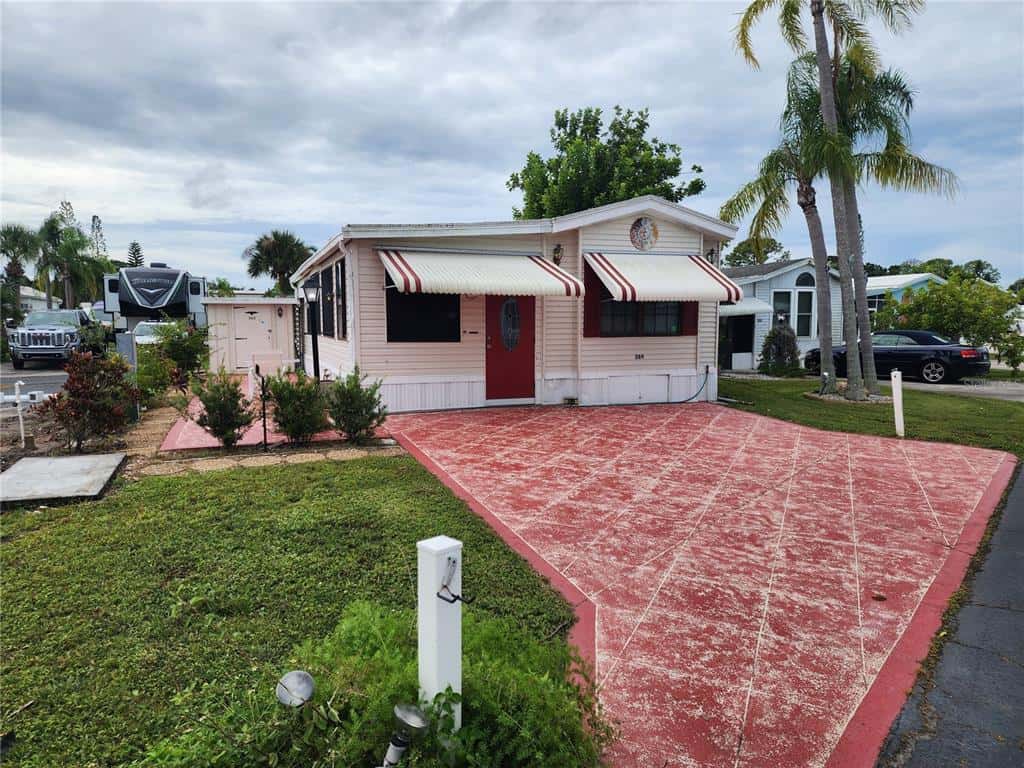 Manufactured Home in SARASOTA