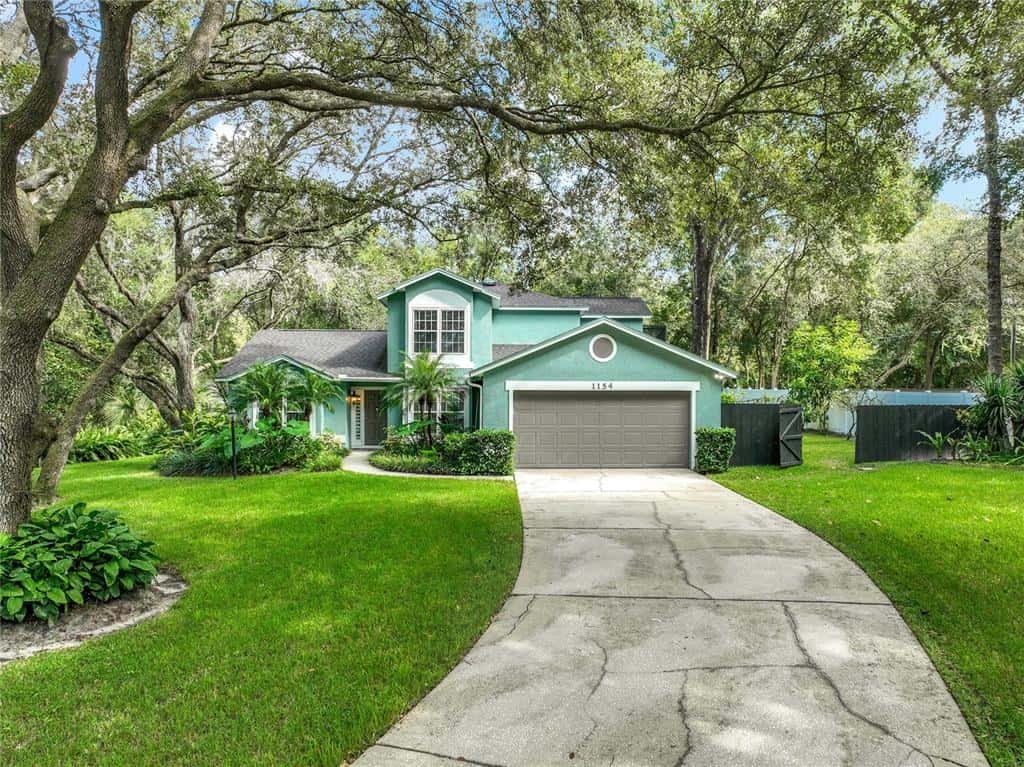 Single Family Residence in APOPKA