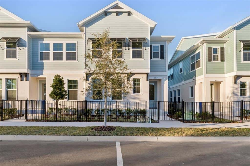 Townhouse in ORLANDO