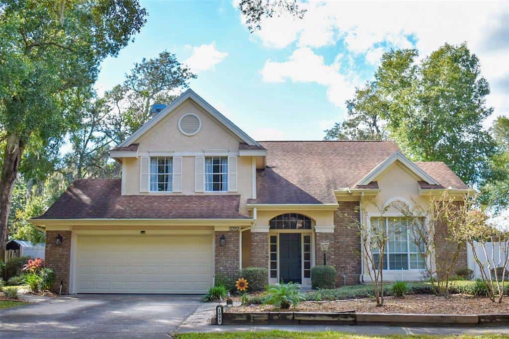 Single Family Residence in APOPKA