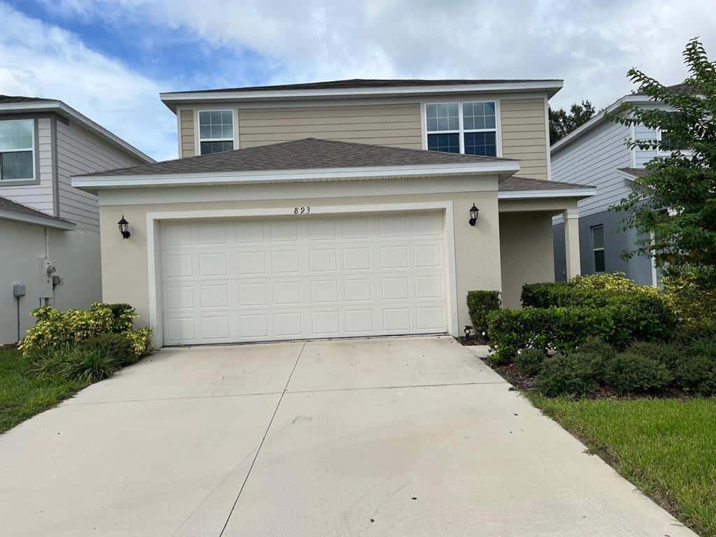 Single Family Residence in CLERMONT