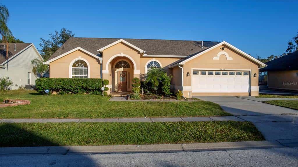 Single Family Residence in APOPKA