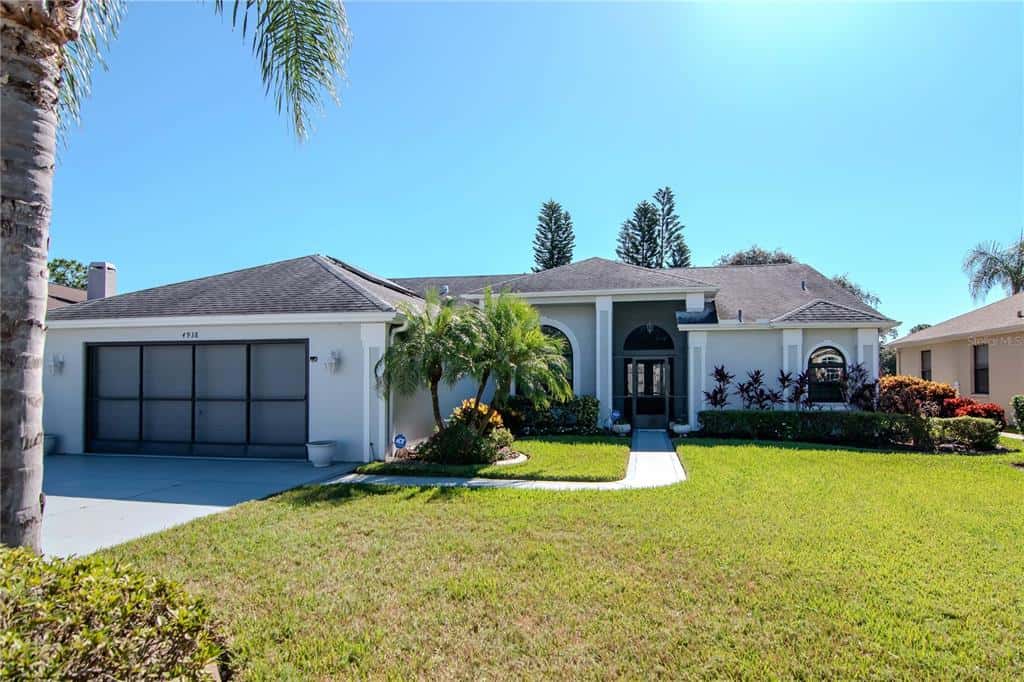 Single Family Residence in NEW PORT RICHEY