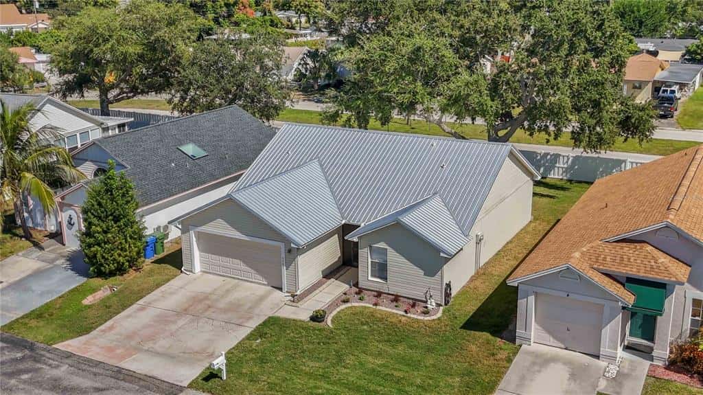 Single Family Residence in BRADENTON