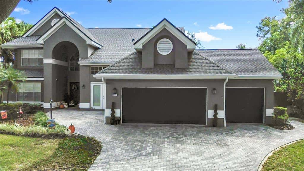 Single Family Residence in APOPKA