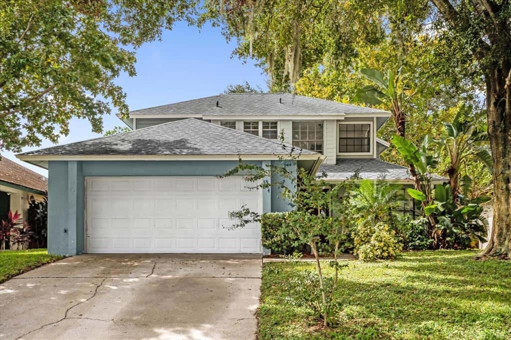 Single Family Residence in APOPKA