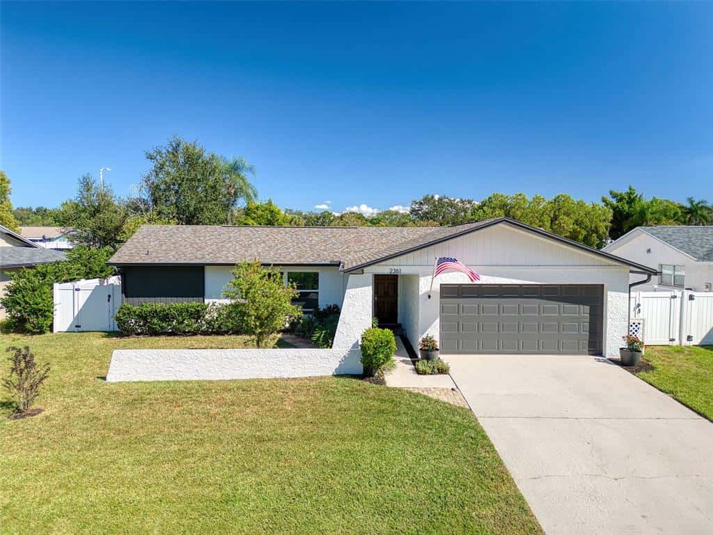 Single Family Residence in CLEARWATER