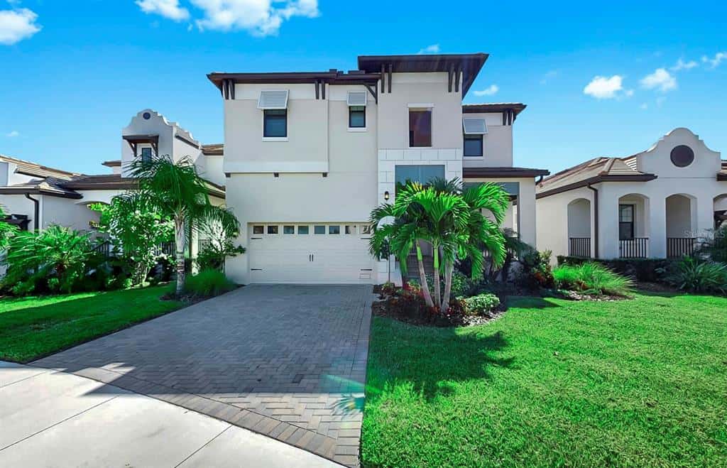 Single Family Residence in RUSKIN