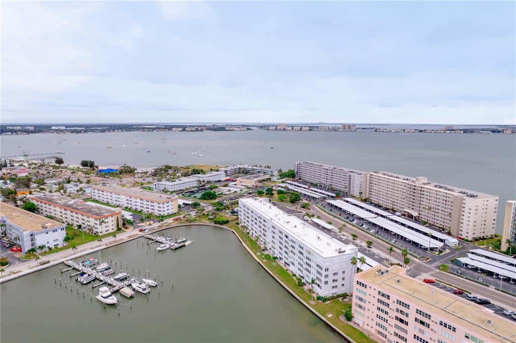 Condominium in GULFPORT