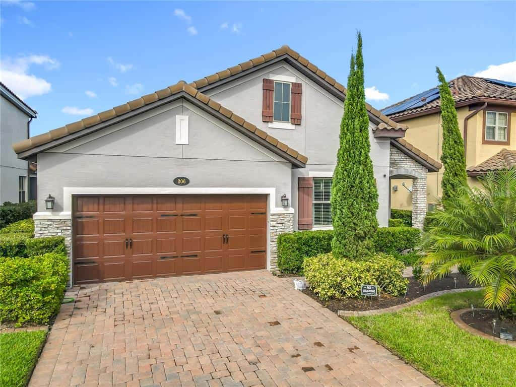 Single Family Residence in DEBARY