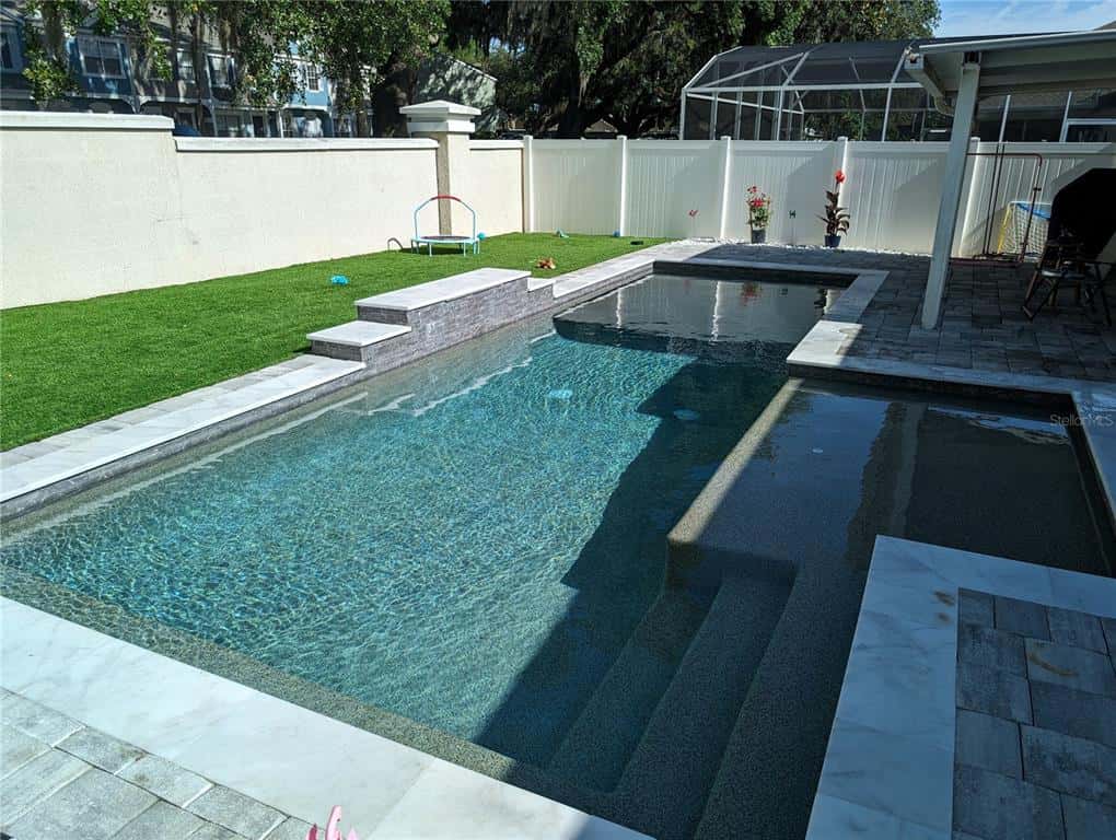 Single Family Residence in LAKE MARY
