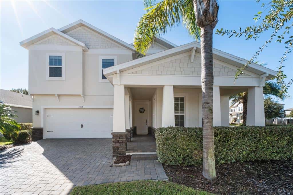Single Family Residence in WINTER GARDEN