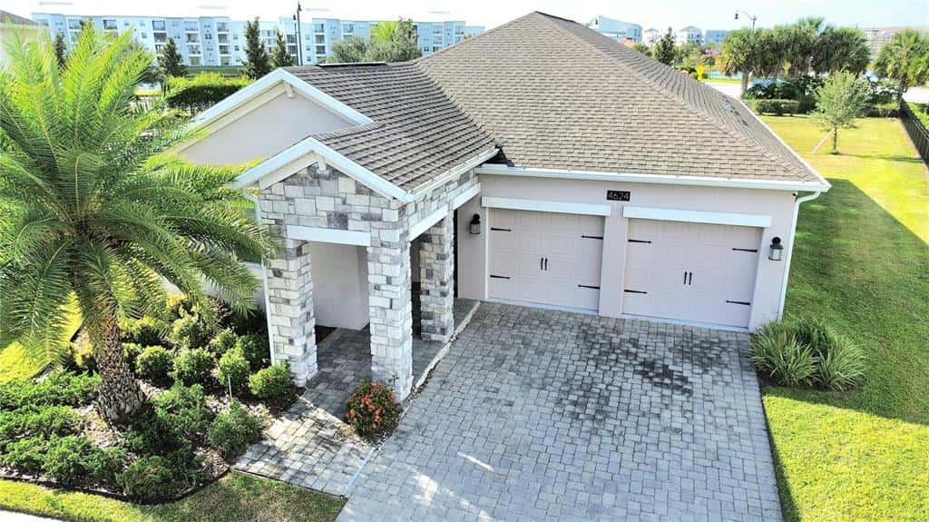 Single Family Residence in KISSIMMEE