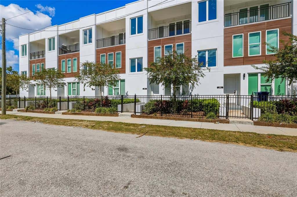 Townhouse in TAMPA