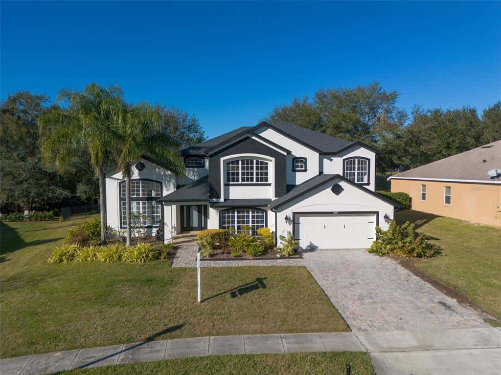 Single Family Residence in APOPKA