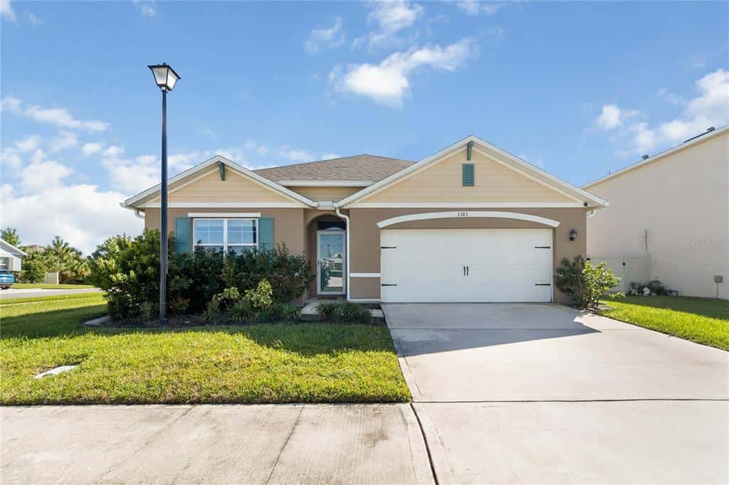Single Family Residence in SANFORD