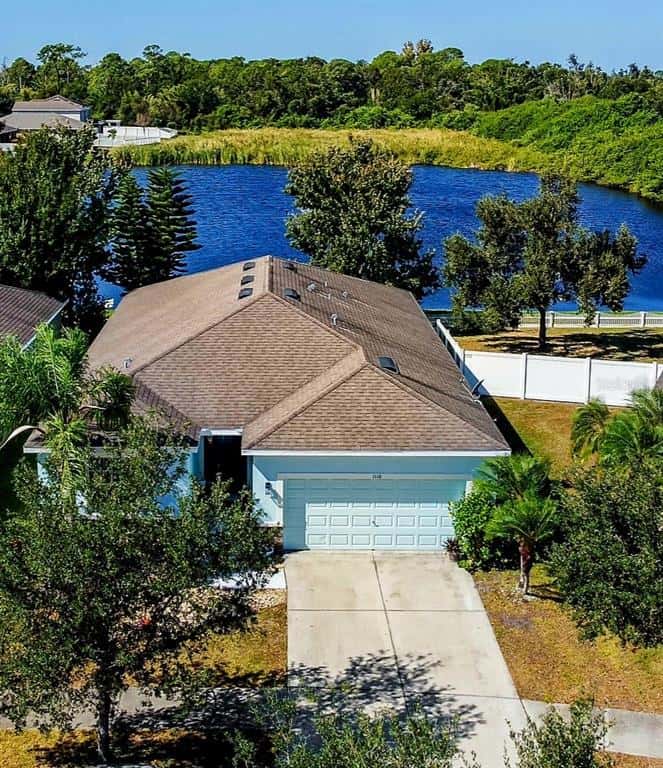 Single Family Residence in RUSKIN