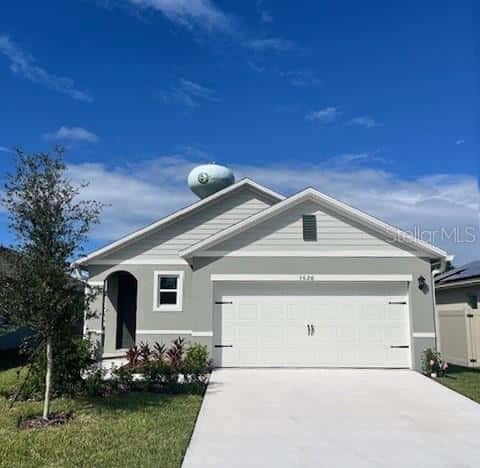 Single Family Residence in SANFORD