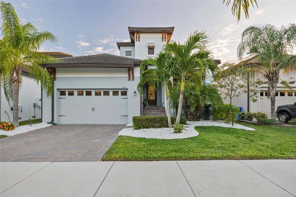 Single Family Residence in RUSKIN