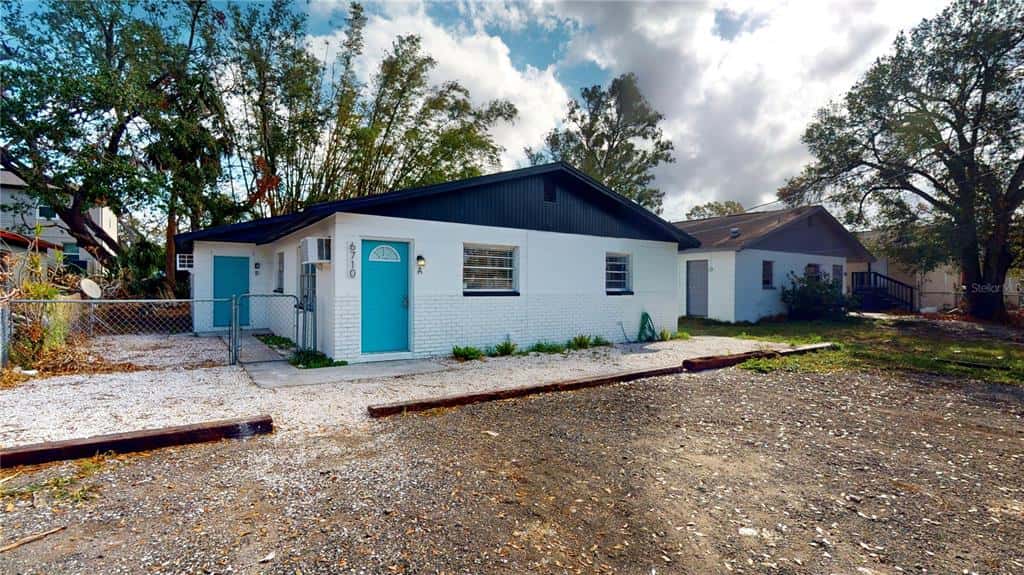 Duplex in TAMPA