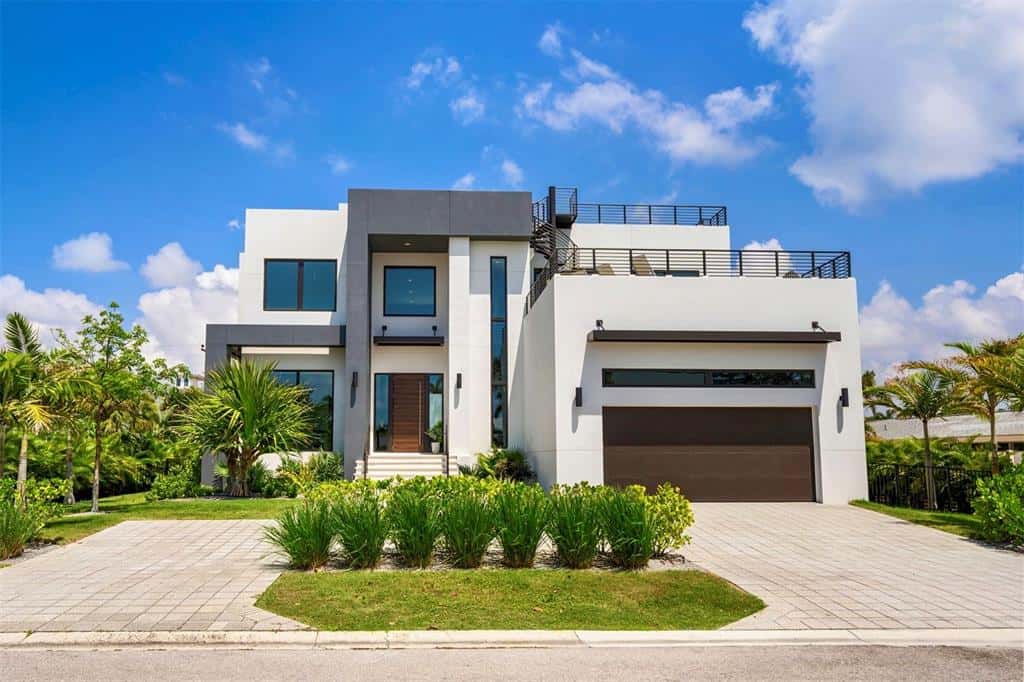 Single Family Residence in SARASOTA
