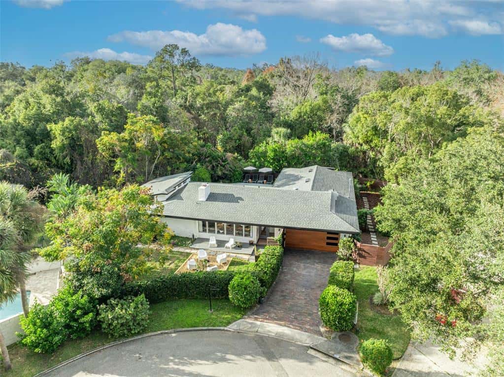 Single Family Residence in MAITLAND