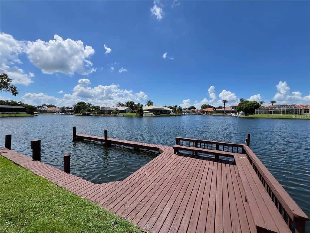 Single Family Residence in TAMPA