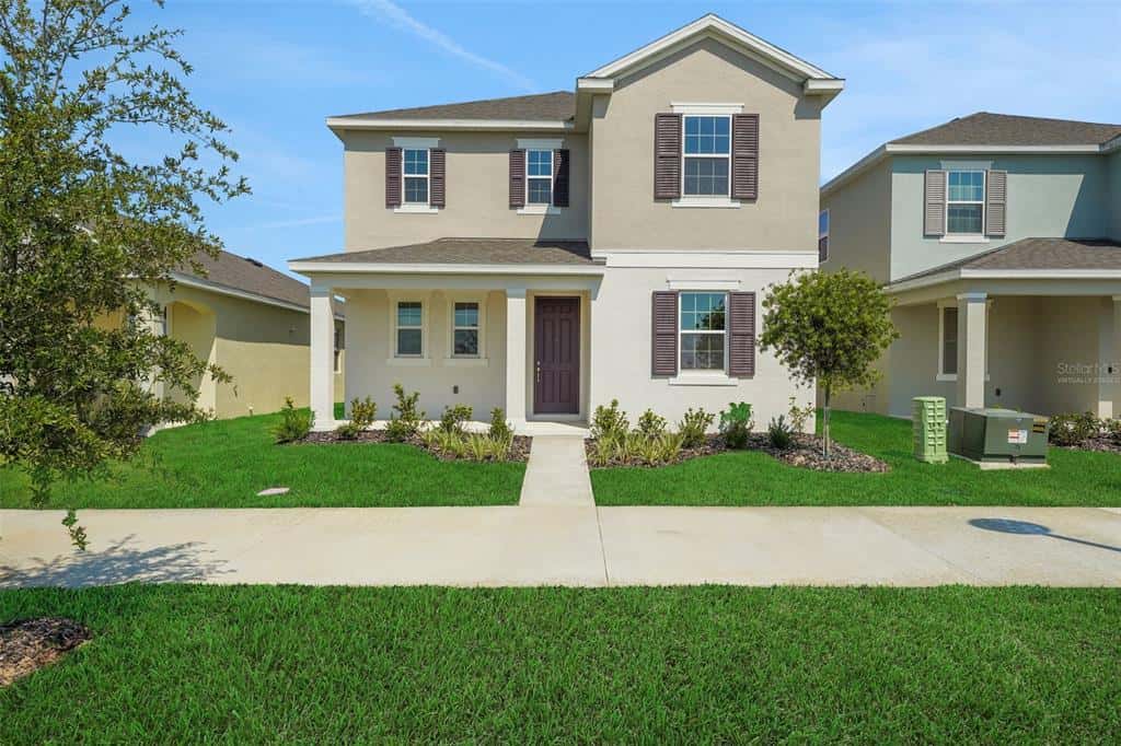 Single Family Residence in APOPKA