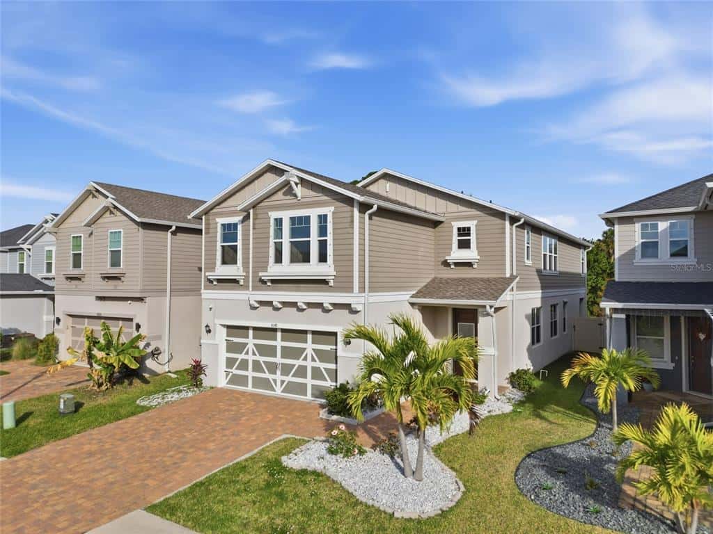 Single Family Residence in SEMINOLE