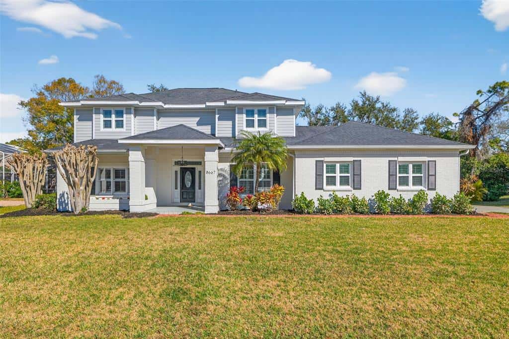 Single Family Residence in SEMINOLE