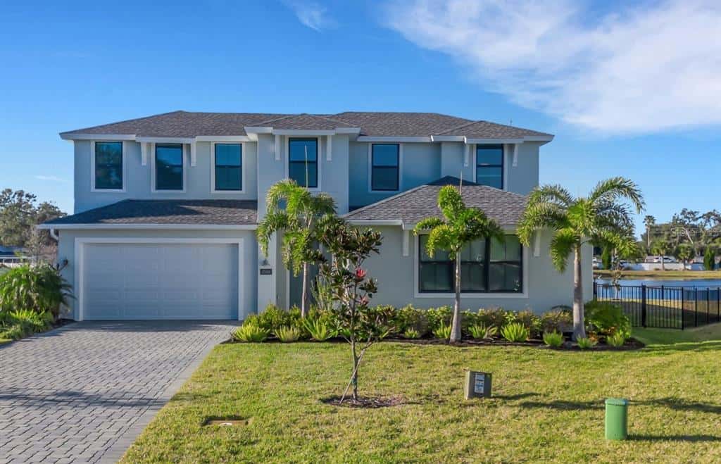 Single Family Residence in CLEARWATER