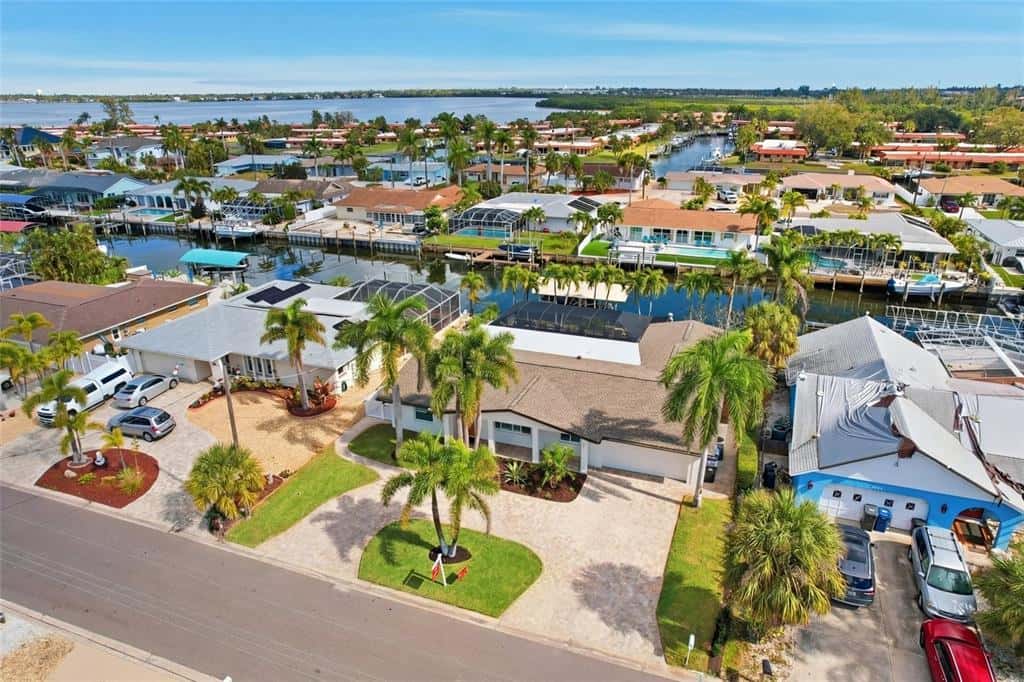 Single Family Residence in BRADENTON