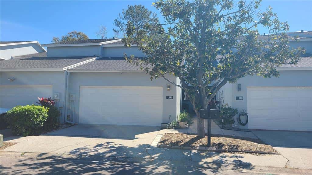 Townhouse in TAMPA